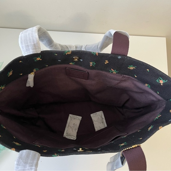 NWT Limited Edition Coach x Peanuts Snoopy Woodstock Black Floral Apple Tote - Picture 8 of 11